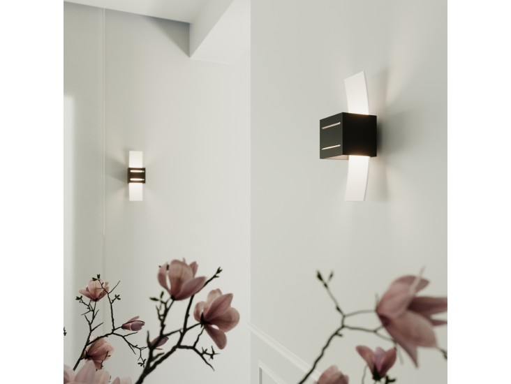 Loreto fekete fali lámpa