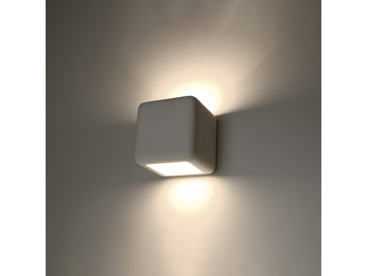 Nesta fehér kerámia fali lámpa