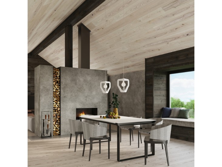 Tres fehér függőlámpa