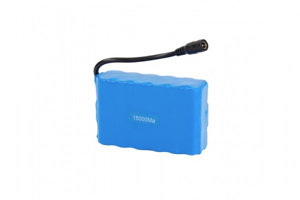 Etetőhajó akkumulátor